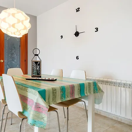 En Con Piscina Compartida Апартаменты *