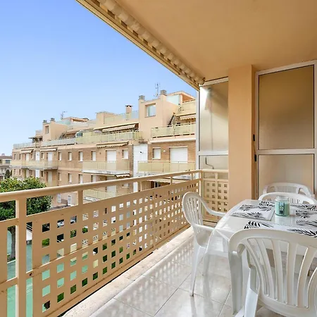 En Con Piscina Compartida Апартаменты *