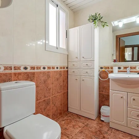 Apartment En Con Piscina Compartida Cunit