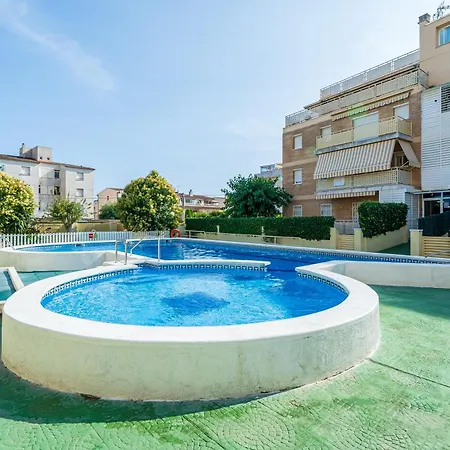 Apartment En Con Piscina Compartida